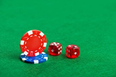 lapak hoki mobile app interface showing sportsbook and live-dealer options